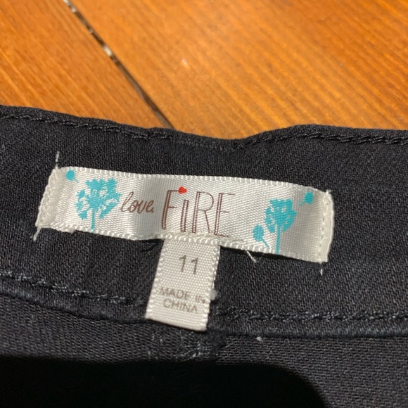 Black Button Up Skirt - Picture 3 of 3